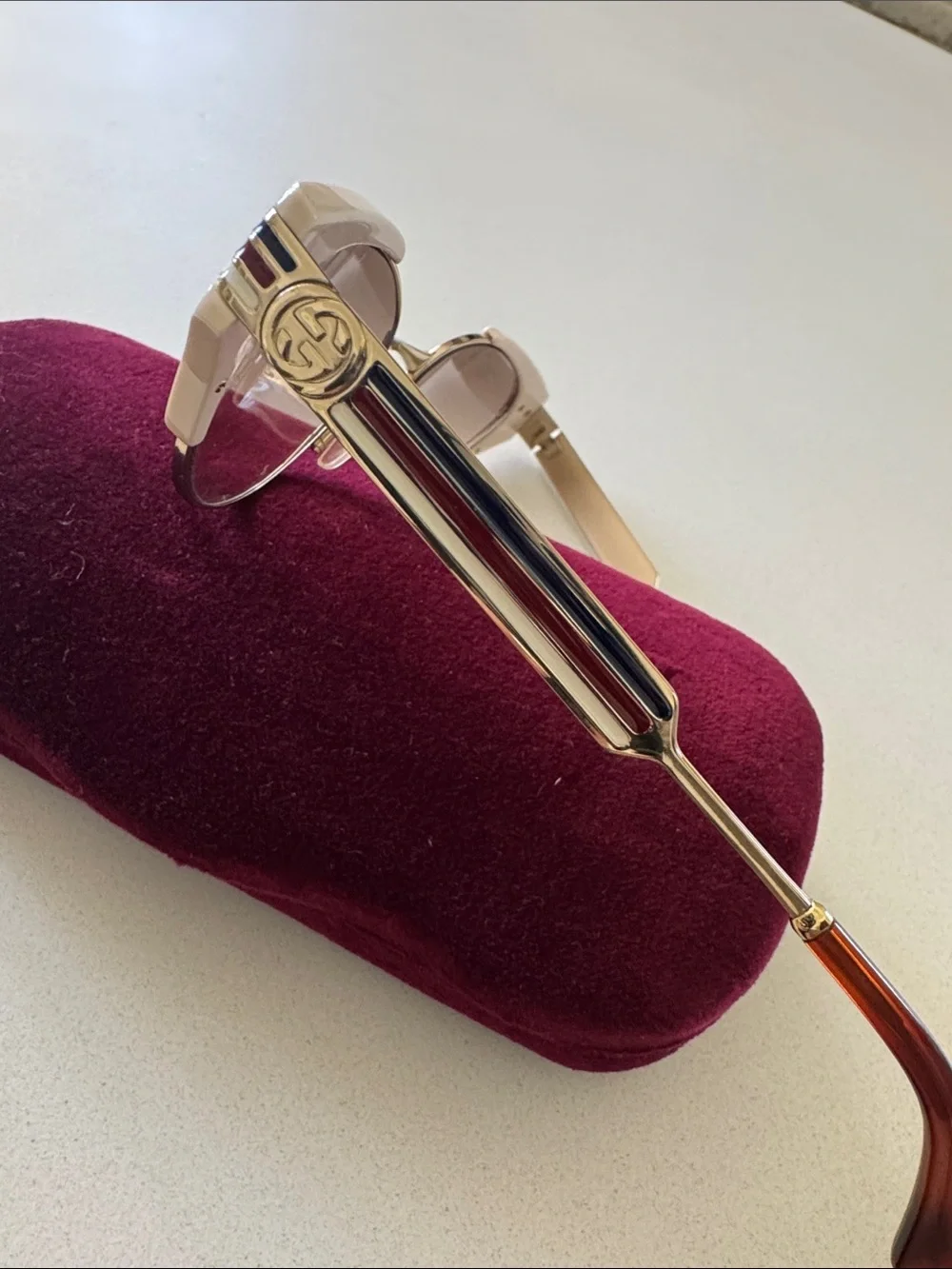 Authentic Gucci Beige and Gold Cat-Eye Women's sunglasses